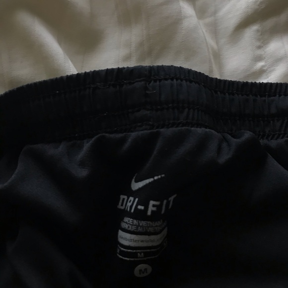 nike shorts - Picture 7 of 8
